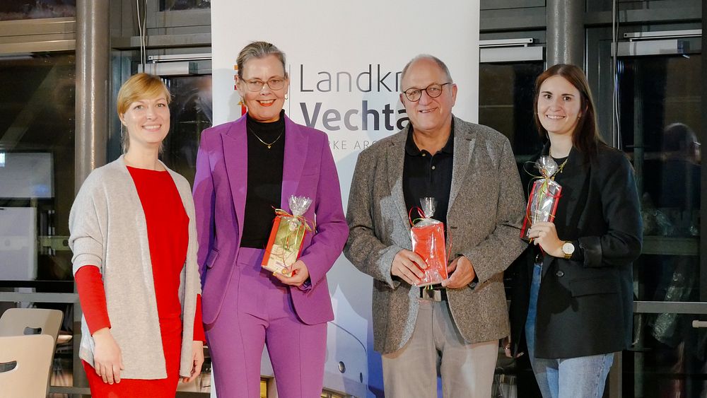 Prof.in Dr.in Annekatrin Bock, Anke Magerfleisch, Stephan Ruppaner und seine Kollegin Isabell Budde. Alemannenschule Wutöschingen zu Gast im MKV.